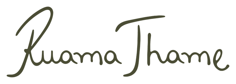 Assinatura de Ruama Thame